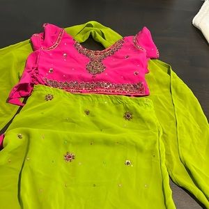 three piece girl indian close sets